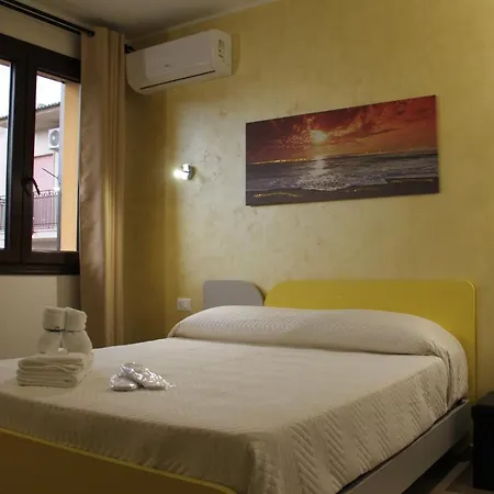 Blue Marine Bed & Breakfast 3*