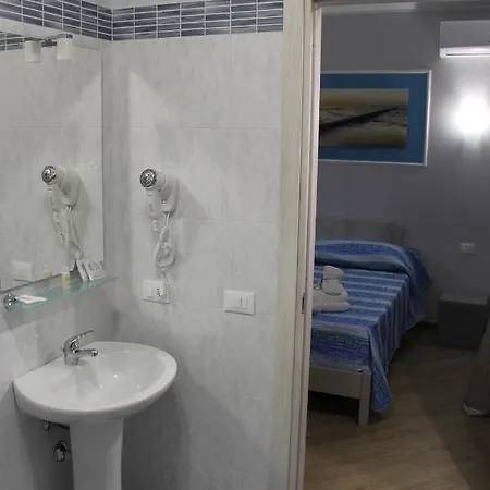 Blue Marine Bed & Breakfast 3*