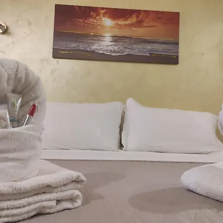 Blue Marine Bed & Breakfast 3*